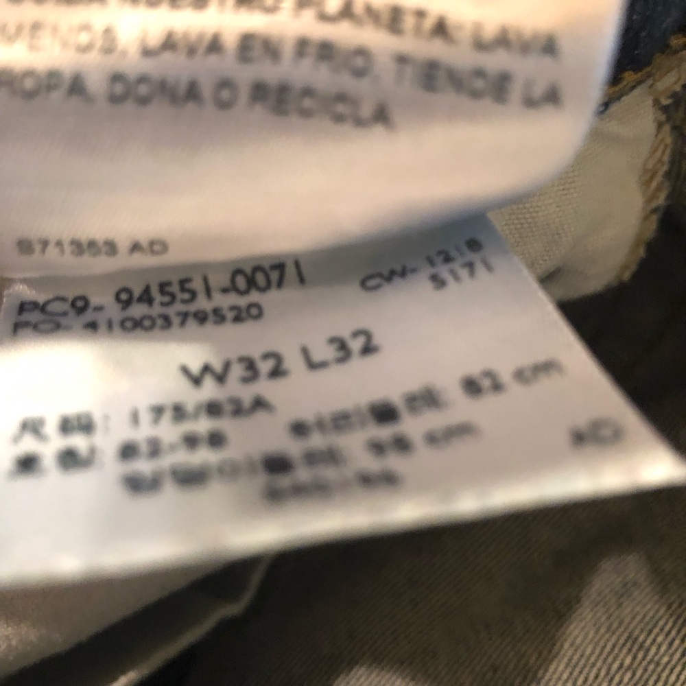 Levi’s - Picture 5 of 5